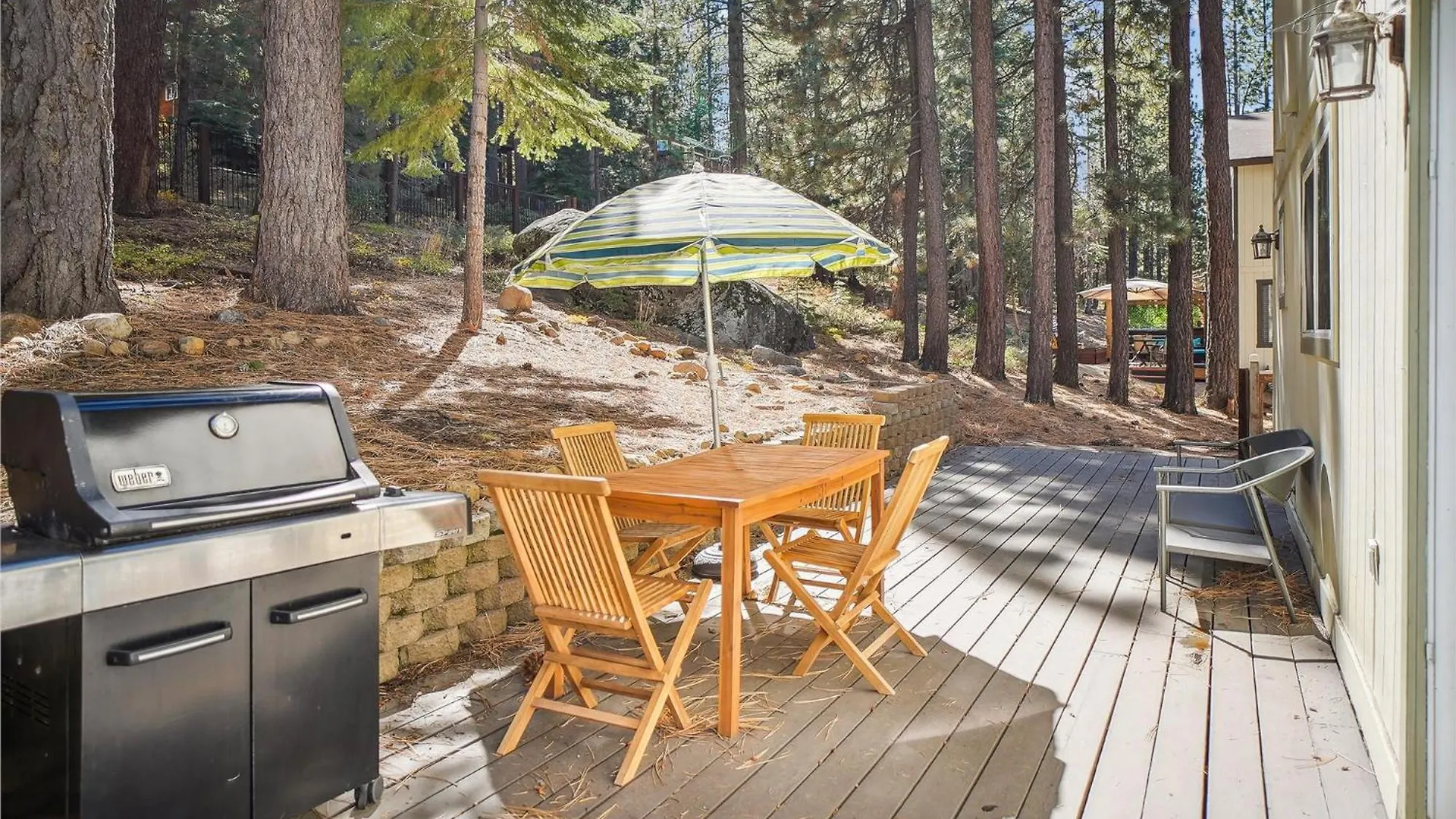 High Sierra Escape - Cozy, Spacious Mountain Home サウス・レイクタホ 別荘